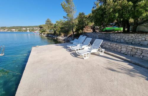 Seafront rural big house at Solta Croacia island - Photo 7