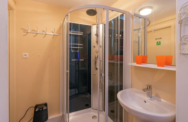 Beautiful Manor House in a Park Near Rochefort - Foto 21