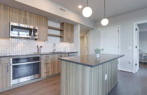 Prime Metro Proximity - Condo at Clarendon - Foto 17