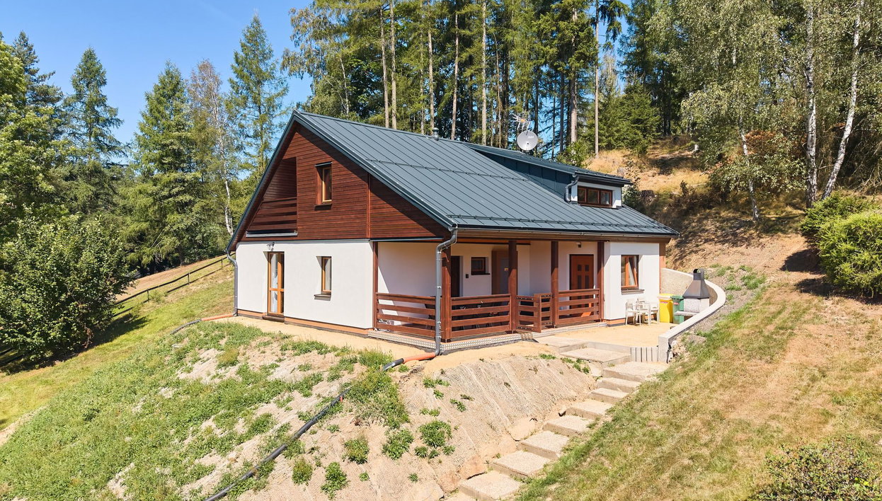 Kyjov u Krásné Lípy - Foto 1, House