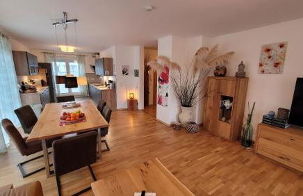 Helle Wohnung mit Balkon 120qm, 4Zimmer - Foto 3