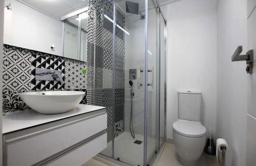 Playa Elisa Costa 819 - Pool view 400m from Mil Palmeras beach - Foto 14