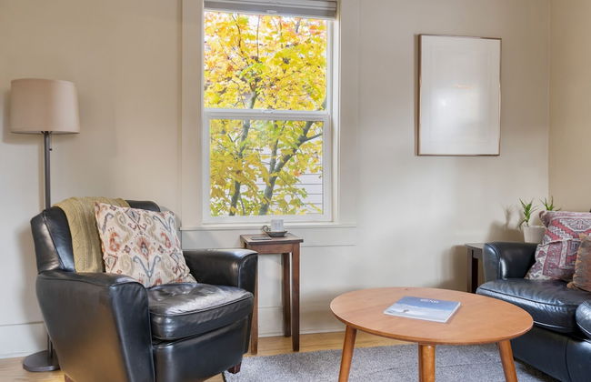 Riverfront Bend by Avantstay Private Dock Kayaks Large Yard w Views Hot Tub - Foto 5