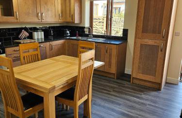 The Woottons Barn with Hot Tub - Foto 26