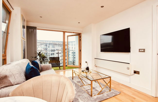 Deluxe City Centre Apt Balcony View Free Parking - Foto 22