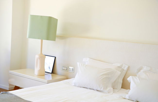 Luxurious Coastal Villa with Pool - Foto 9