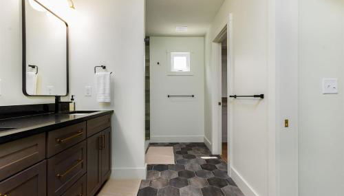 The Modern ND 4B 3,5BA 1 mi to Stadium - Foto 5