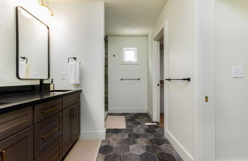 The Modern ND 4B 3,5BA 1 mi to Stadium - Foto 5