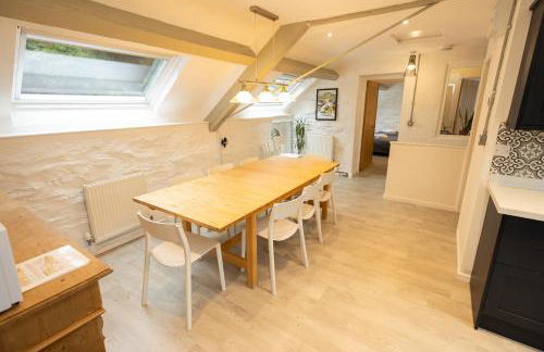 The Coach House - Photo 9