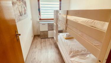 1 - Gemütlicher Bungalow am Fuße der Wasserkuppe - Photo 2