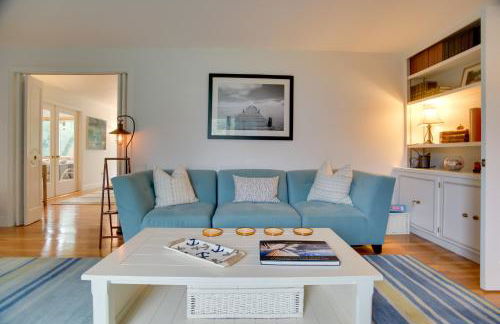 Deck and Grill, Walk to Beaches! Falmouth Retreat - Foto 22