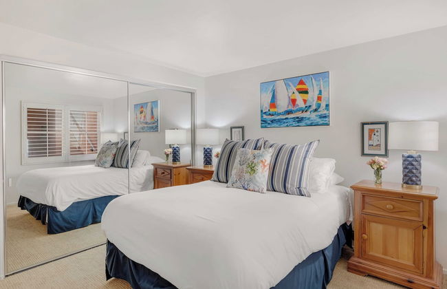 Shoreline Villa by Avantstay Steps to the Beach, Bay, & Pier! - Photo 30