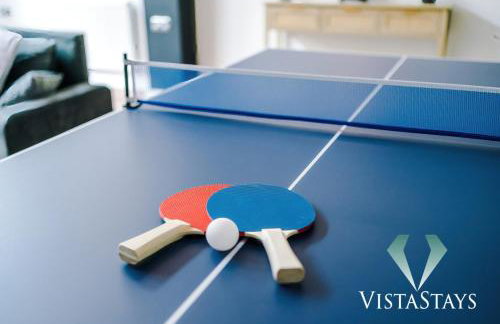 Spacious 3BDR House By Vista Stays Short Lets & Serviced Accommodation Salford With Pool Table & Free Parking - Photo 23