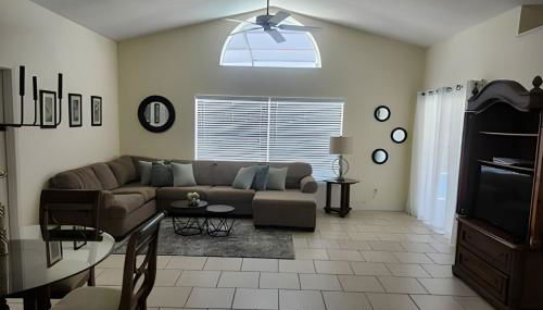 Lake View Pool Home near Disney and Shoppings - Foto 5