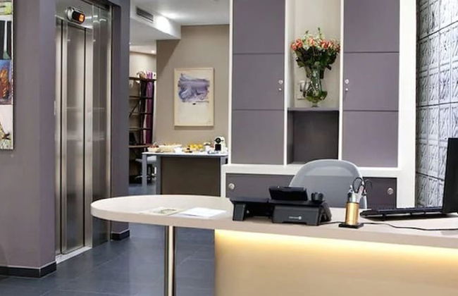 Serotel Suites - Photo 2