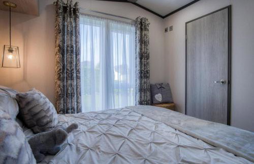 Bumblebee - 2 Bedroom Lodge - Manorbier - Foto 15