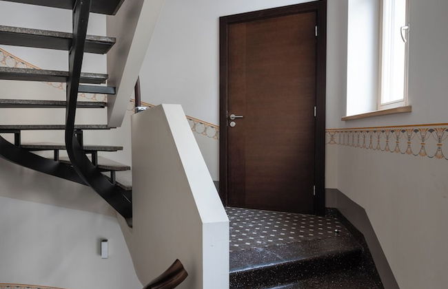 Audeju Two Bedroom With Two Bathrooms - Photo 41