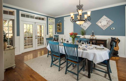 Mountain Retreat with Hot Tub, Game Room and Views - Foto 24