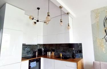 ZŁOTA KOBIETA - Foto 6