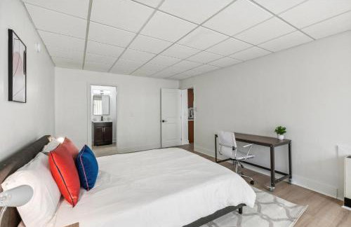 East 116 I Corporate 1Bd Suite in Rochester I Gym - Foto 8