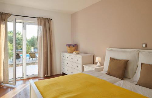 Doris Hvar - Foto 12