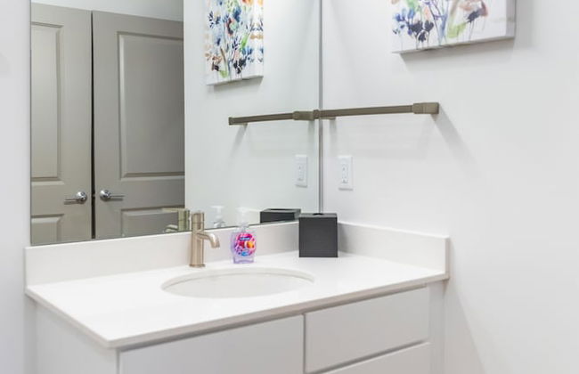 Brand New Suite in Kansas City - Photo 37