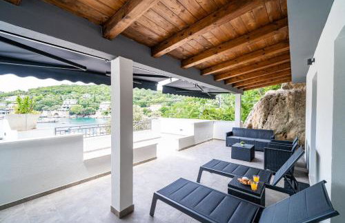 Hidden Gem Apartment - Photo 34