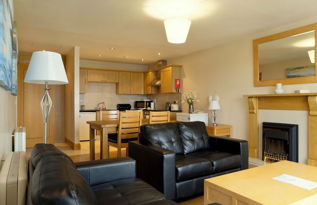 St Angela’s Lakeside Aparthotel - Photo 22