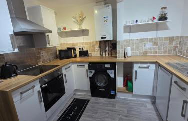 Spacious - Free Parking - Sleeps 6 - M20-FolkestoneCentralStation - Foto 14