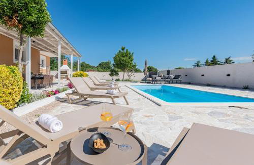 Holiday Home LaMar - with heated pool and whirlpool - Foto 9