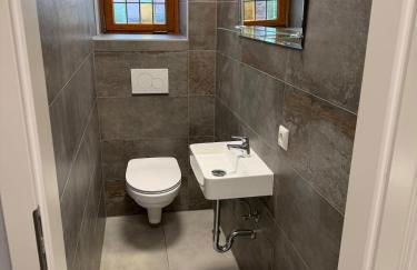 WG-Zimmer-Monteurzimmer-Ferienwohnung bis 10 Personen - Foto 4