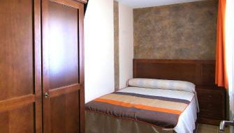 Apartahotel La Corrala - Photo 4