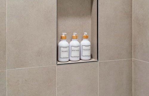 Steps from the Lake Edgewater Modern 2BD 2BA - Photo 37