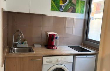 Centre Golfe Juan Plage et transports à pied, 5 min Cannes - Foto 6