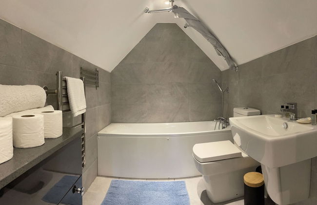 Straight Inn - Photo 28