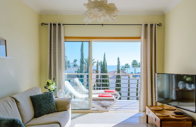 Sea view Apartment with sunbathing Terrace & 2 Swimming pools - Foto 1