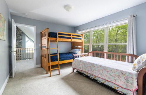 Mountain Top Escape w Hot Tub, Fireplace and Views - Foto 40