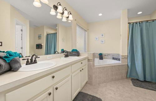 655 Stylish and newly renovated 6 Bedroom Home 5 Star - Foto 8