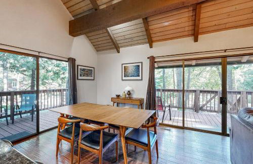 Walk to Golf and Restaurants Serene Twain Harte Gem - Photo 7