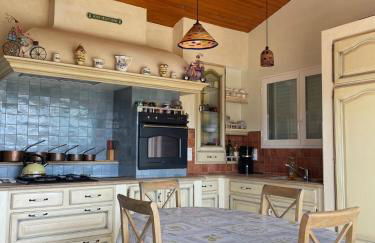 Total Peace and quiet on the top of the mountain, - Foto 13