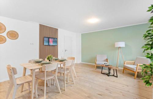 Moderne Monteurwohnungen in Nürtingen Zentrum Kitchen, Wifi, Smart TV - Photo 2