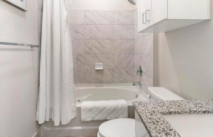 Landing Incredible 1BD Gym Pool - Foto 8