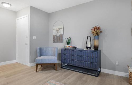 Cute Delightfully Remodeled Spacious Condo condo - Foto 12