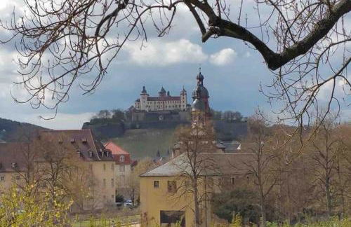 Ferienwohnung Weinbergsblick optimale Stadtnähe - Foto 44