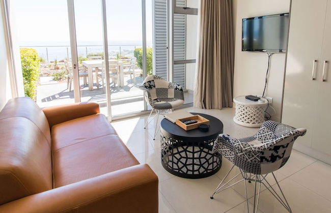 The Crystal Apartments - Photo 36