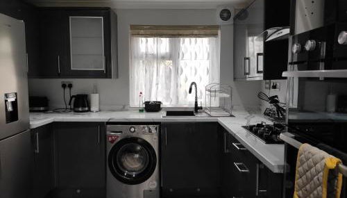 Elegant 3-Bedroom Home, sleeps up to 5 guest. - Foto 5