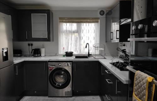 Elegant 3-Bedroom Home, sleeps up to 5 guest. - Foto 5