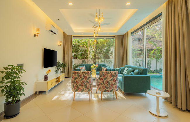 ELIVAAS Laguna Camellia | Luxe 4 BHK Villa Near Popular Beaches with Private Pool - Photo 56