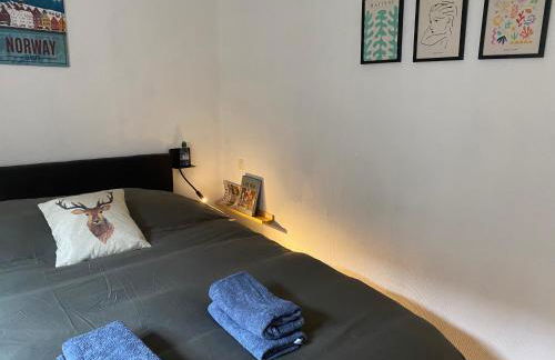 AU 47 ALLÉES D'ETIGNY - CENTRAL & STANDING - avec parking - Linge de lit et de toilette inclus - Foto 50