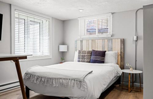 Contemporary Finishes - Studio Apt - Sloans Lake - Foto 4